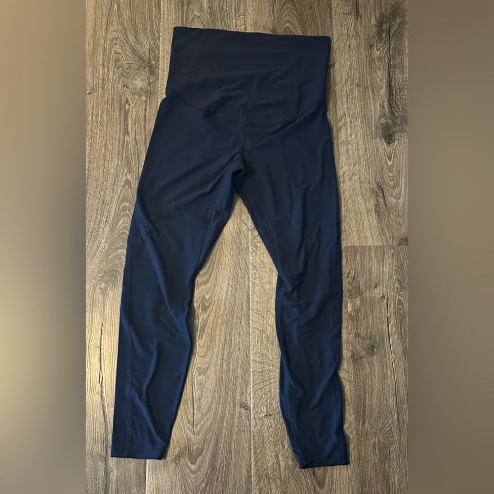 Old Navy Maternity Extra High Rise Full Panel Leggings